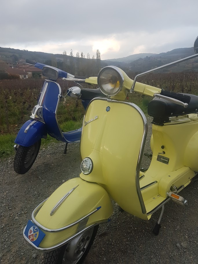 Location vespa vintage
